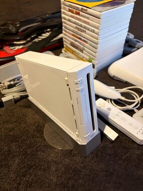Nintendo Wii Super Bundle